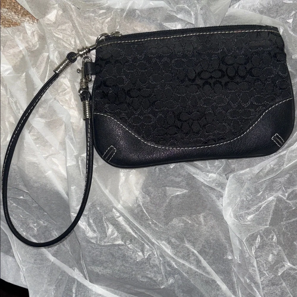Coach Signature C pattern wristlet clutch with leather trim vintage Y2K